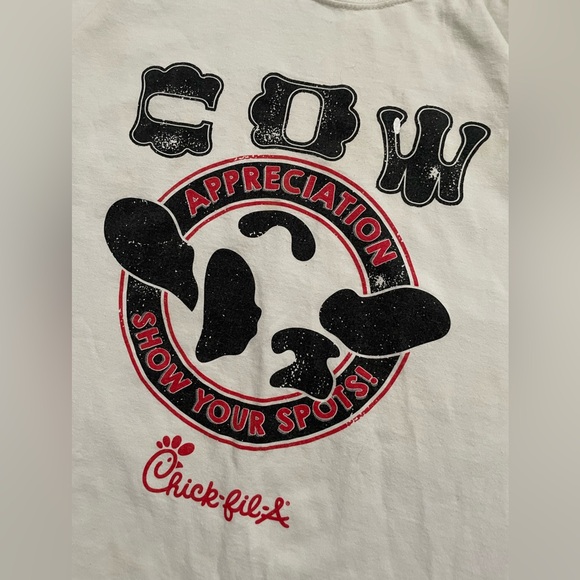 Vintage Y2K Chick-Fil-A Cow Appreciation Day T-Shirt White Size XL - Picture 2 of 4